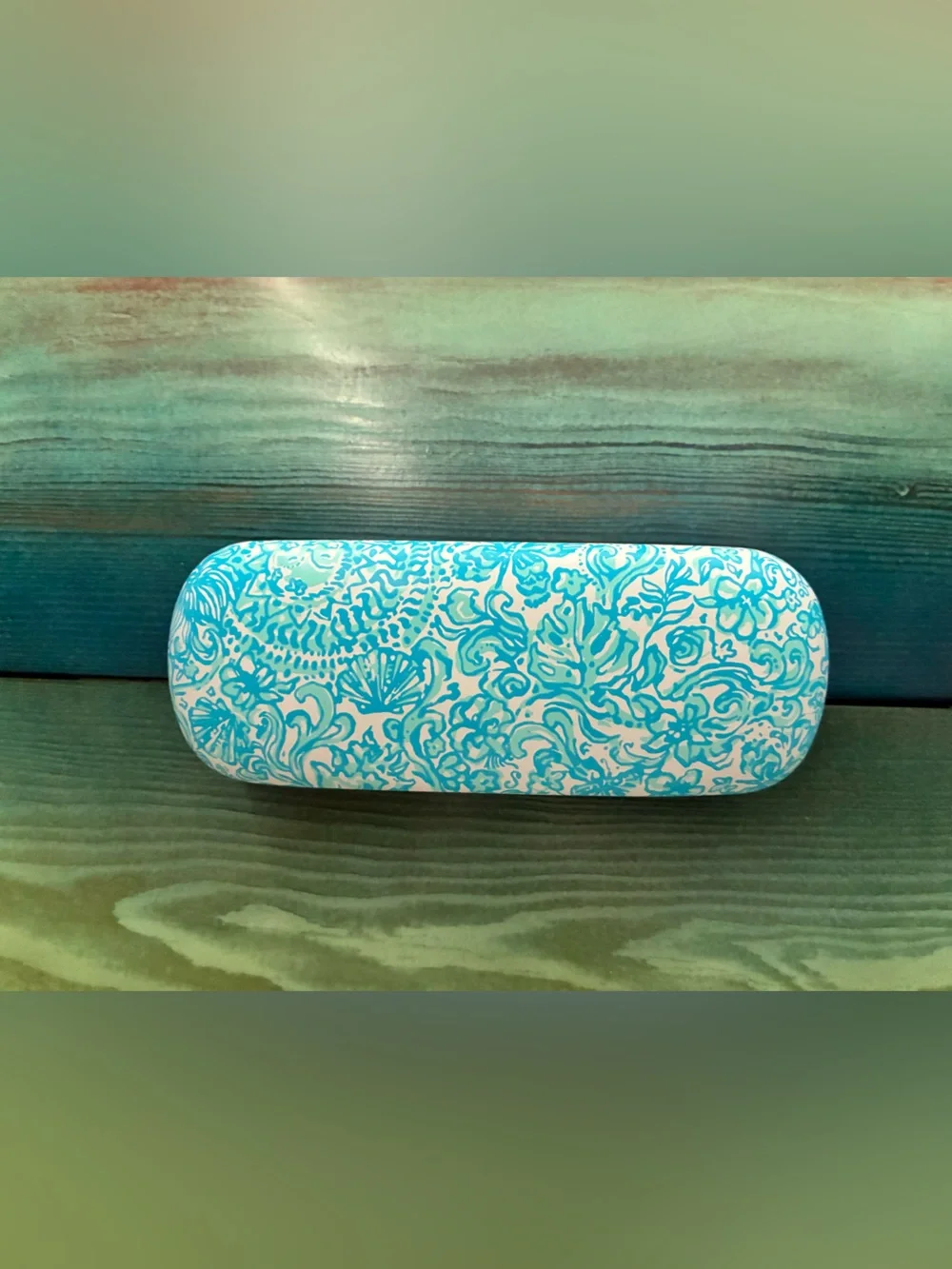 Lilly Pulitzer Turquoise Floral Pattern Eyeglass Case - Picture 1 of 5